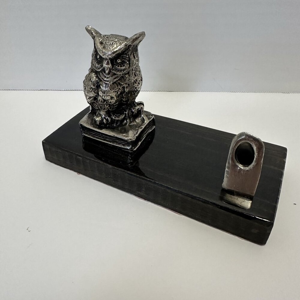 Vintage Owl Pen Metal Holder Small with Lacquered Wood Stand
